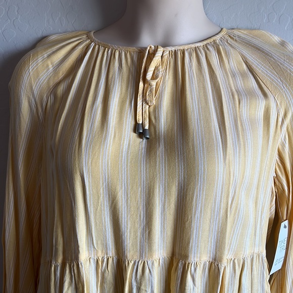 TIME AND TRUE Yellow Woven Peplum long sleeve Blouse/Top Size L (12-14) - Picture 8 of 14